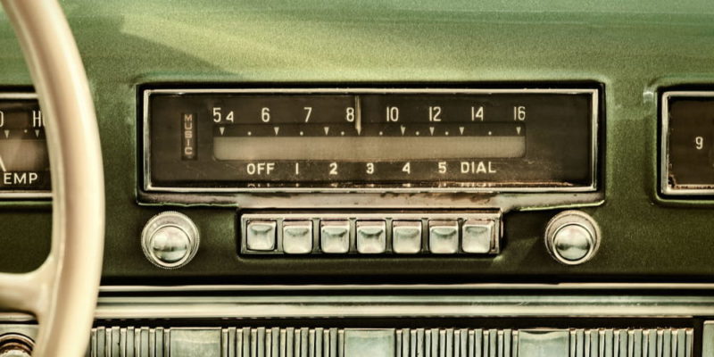 história do auto rádio